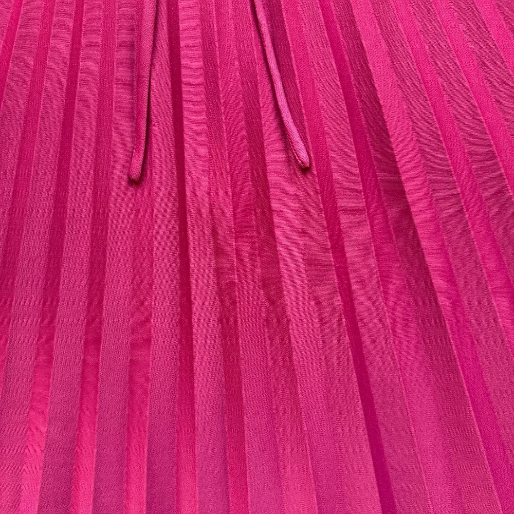 The Most Stunning Burgundy Vintage 70s Pleated Dress - Picture 7 of 13